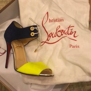 Louboutin Mayerling 100 Fluo Mat/Suede Heels